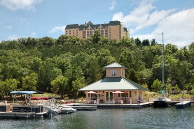 Chateau on the Lake Resort Spa and Convention Center Image #1